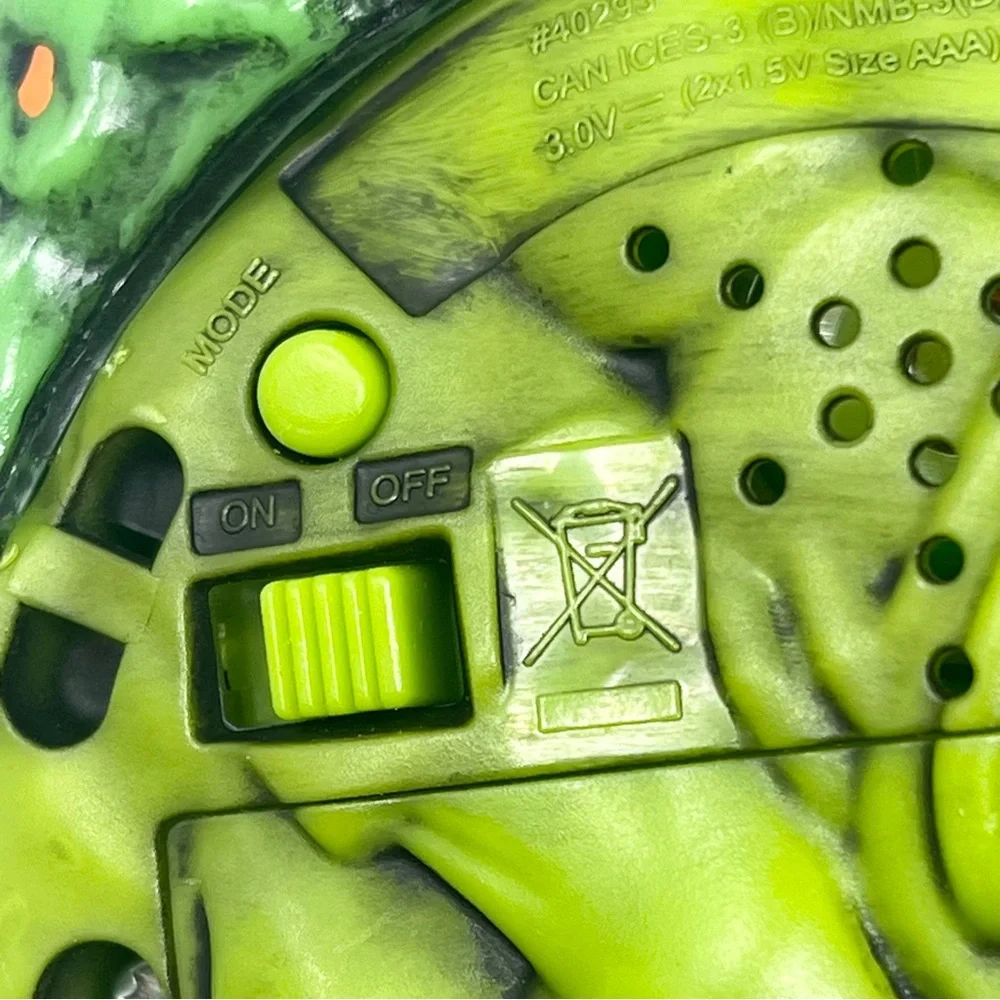 The Last Kids on Earth 6” Zombie Ball Roll or Shake to Hear Zombie Sounds